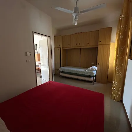 Anthea- Paluzza & Parking Apartment *