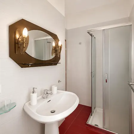 Anthea- Paluzza & Parking Apartment